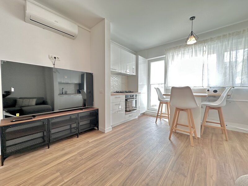 Popesti, Biruintei 81.