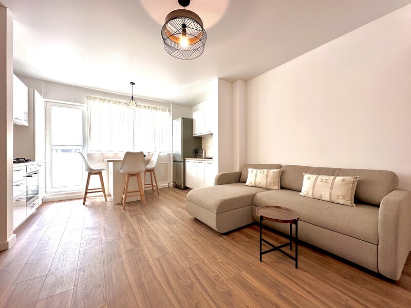 Popesti, Biruintei 81.