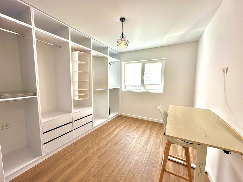 Popesti, Biruintei 81.